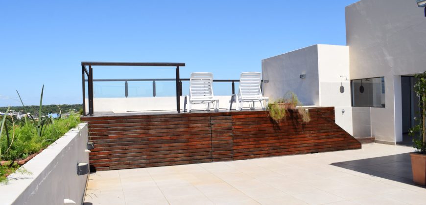 Dpto. en Edificio Azzaro 1 – Piso 2
